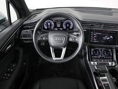 2024 Audi Q7 Premium Plus