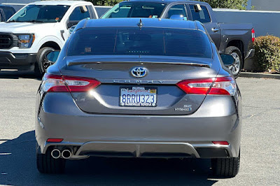 2020 Toyota Camry Hybrid SE