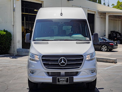 2024 Mercedes-Benz Sprinter Crew Van