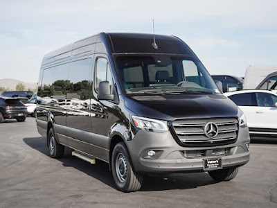 2024 Mercedes-Benz Sprinter Cargo Van