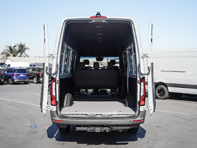 2024 Mercedes-Benz Sprinter Crew Van