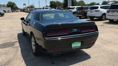 2016 Dodge Challenger SXT