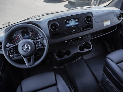 2024 Mercedes-Benz Sprinter Crew Van