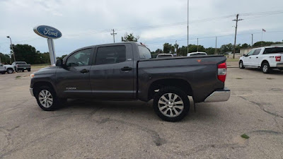 2017 Toyota Tundra 2WD SR5