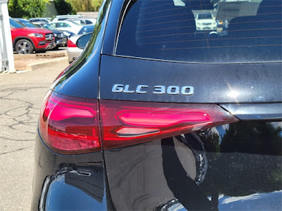 2024 Mercedes-Benz GLC GLC 300