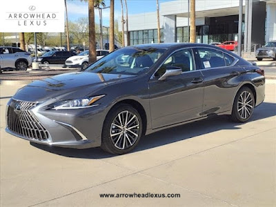 2025 Lexus ES 300h Luxury