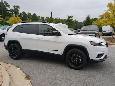 2023 Jeep Cherokee Altitude