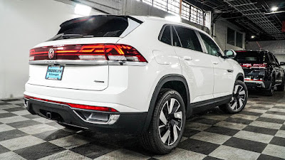 2024 Volkswagen Atlas Cross Sport 2.0T SE w/Technology