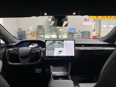 2021 Tesla Model S Plaid