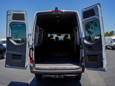 2024 Mercedes-Benz Sprinter Crew Van