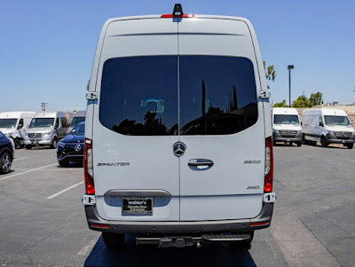 2024 Mercedes-Benz Sprinter Crew Van