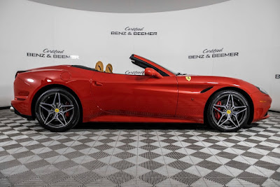 2015 Ferrari California T