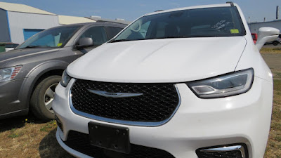 2022 Chrysler Pacifica Touring L