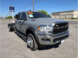 2022 RAM 5500 Crew Cab & Chassis Tradesman Cab & Chassis 4D