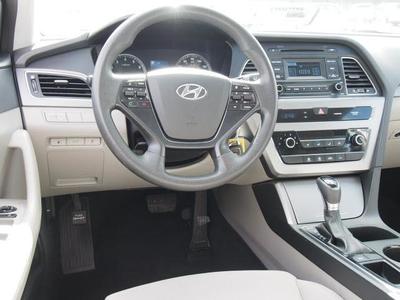 2015 Hyundai Sonata SE Sedan