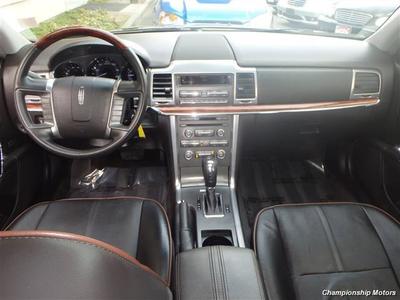 2011 Lincoln MKZ/Zephyr Sedan