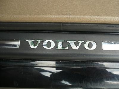 2005 Volvo S60 2.5T AWD Sedan