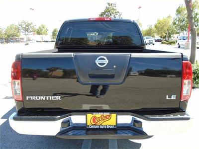 2006 Nissan Frontier SE, CREW CAB Truck