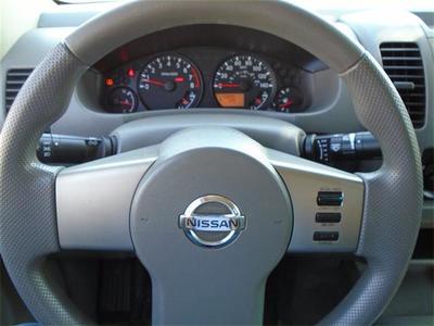 2006 Nissan Frontier SE, CREW CAB Truck