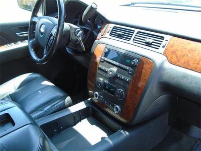 2007 Chevrolet Suburban LT 1500, LOADED SUV