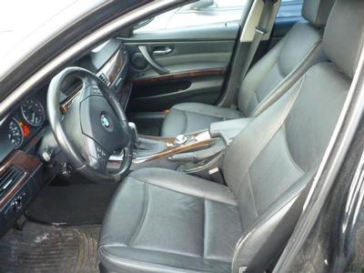 2006 BMW 330xi Sedan