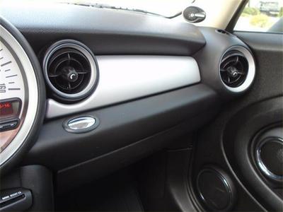 2011 MINI Cooper 1-OWNER, PANORAMIC ROOF Hatchback