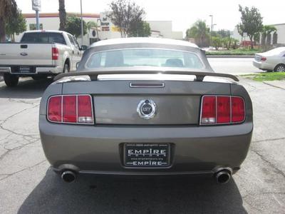 2005 Ford Mustang GT Premium
