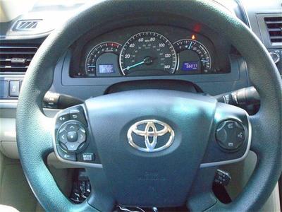 2014 Toyota Camry LE w/Rear Camera & Bluetooth Sedan