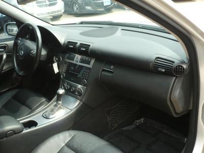 2005 Mercedes-Benz C230 Kompressor Sport Sedan