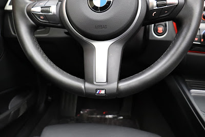 2017 BMW 320i 6 Spd Sport Pkg 3 Series