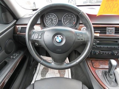 2006 BMW 325i Sedan