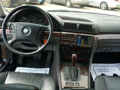2001 BMW 740i Sedan