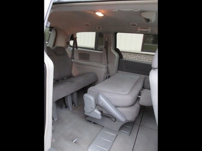 2008 Chrysler Town & Country LX Van