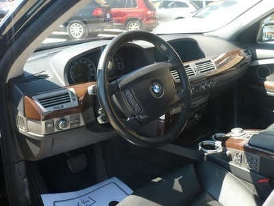 2006 BMW 750i Sedan